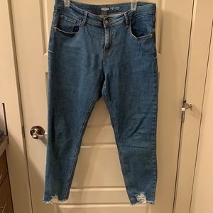 Mid rise jeans